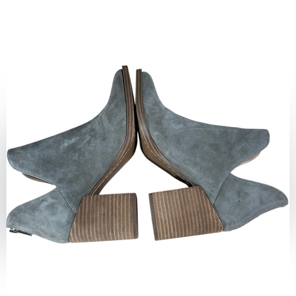 Steve Madden Boots Cedar Pointed Ankle Booties Heels Gray Leather 6.5 M New - Picture 4 of 11